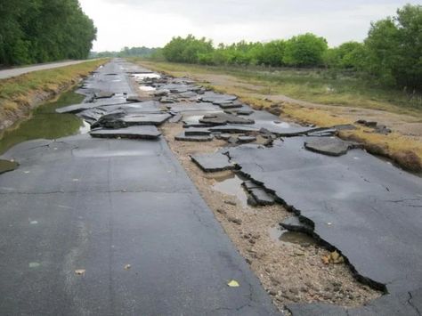 Dove Season, Dove Hunting, Landscape Reference, Asphalt Road, Waterfowl Hunting, Flood Damage, Missouri River, Hunting Season, Visitor Center