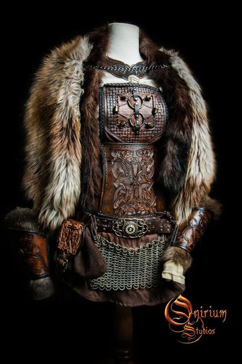 Female warrior nordic outfit Norse Armor Female, Viking Armour Women, Norse Pagan Outfit, The Last Kingdom Women, Norse Outfit Female, Viking Armor Women, Viking Female Outfit, Female Viking Armor, Shieldmaiden Armor