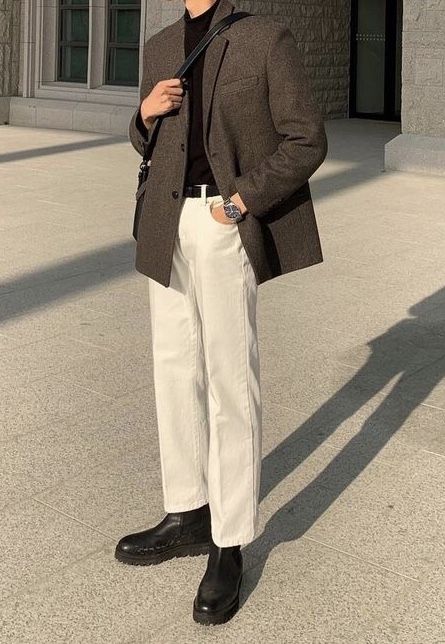 Blazer Casual Outfit Men, Vintage Formal Outfit Men, Male Blazer Outfits, Beige Blazer Outfit, Formal Attire For Men, Minimalist Fashion Men, Aesthetic Outfits Men, Mens Trendy Outfits, Street Fashion Men Streetwear