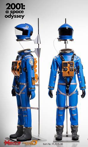 toyhaven: Executive Replicas "2001: A Space Odyssey" 1:6 scale Discovery Astronaut Blue Space Suit Sf Movies, Astronaut Suit, Space Suits, A Space Odyssey, 2001 A Space Odyssey, Space Race, Space Odyssey, Science Fiction Film, Blue Space