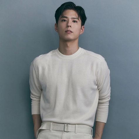 Park Bo Gum Opens First SNS Account on Instagram with Three Handsome Pictures - A Koala's Playground Park Bo Gum Instagram, Park Go Bum, Park Bogum, Park Bo Gum, Bo Gum, Two Daughters, Asian Actors, New Instagram, Asian Men