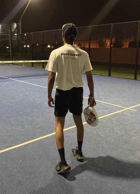 Khaleeji Man Aesthetic, Mens Tennis Aesthetic, Tennis Boys Aesthetic, Tennis Aesthetic Men, Tennis Match Aesthetic, Guys Aesthetic, Guy Aesthetic, Tennis Aesthetic, Masc Outfits