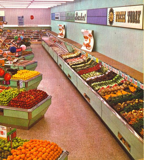 80s Grocery Store, 1960s Grocery Store, Vintage Grocery Ads, Retro Grocery Store, Retro Supermarket, Vintage Supermarket, Shorpy Historical Photos, Supermarket Sweep, Vintage Grocery