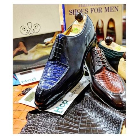 ascotshoes: “The Kaan hand stitched in Northampton … Only available from Ascot Shoes. (at Ascot Shoes) https://www.instagram.com/p/BsYEurynwUX/?utm_source=ig_tumblr_share&igshid=1byalp2bz36ci ” Ascot Shoes, Well Dressed Men, Well Dressed, Hand Stitched, Fashion Boots, Hand Stitching, Designer Shoes, Dress Shoes Men, Oxford Shoes