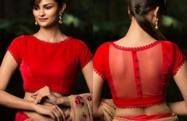 Latest Boat Neck Blouse Designs Blouse Ke Design, Princess Cut Blouse Design, Blouse For Saree, Princess Cut Blouse, Boat Neck Blouse Design, Sari Design, Backless Blouse Designs, Blouse Back Neck Designs, Sari Blouse Designs