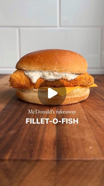 Serena Patel | Food & Travel Content Creator on Instagram: "McDonald’s Filet O Fish Recipe 🐟🍔 I’m back with another McDonald’s fakeaway and who else agrees that a Filet-O-Fish is such an underrated choice! When you’re next craving a maccies, make this fakeaway at home (recipe below makes 2 burgers):
 
🔸 Burger Ingredients :
2 white fish fillets (approx 280g)
50g plain flour 
1tsp garlic granules
1tsp onion granules
1tsp smoked paprika
1tsp salt
1tsp ground black pepper
1egg
50g golden breadcrumbs 
2 brioche buns
2 slices of low-fat American cheese

🔸 Filet-O-Fish Tartar Sauce:
100g light mayonnaise
50g Greek yogurt 
0.5tsp Dijon mustard 
1tbsp finely chopped shallots
1tbsp finely chopped pickles
1tbsp (heaped) finely chopped dill
1tbsp finely chopped parsley 
Squeeze of lemon juice
Sal Fillet O Fish Recipe, Fish Burger Sauce, Filet O Fish Sandwich, Filet O Fish Recipe, Filet O Fish, Burger Ingredients, Fish Fillet Recipe, Fish Burger, Fish Fillets