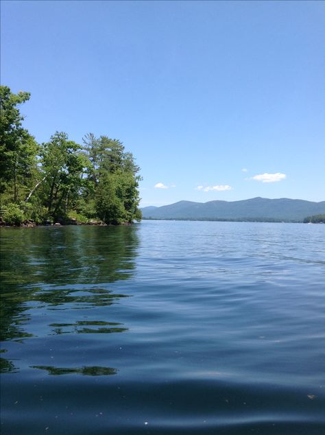 Lake George NY <3 I took this picture while rowing out in a canoe. That's Tea island. Lake Allatoona Georgia, Lake George New York Fall, Big Moose Lake Ny, Upstate Ny Travel, Lake George New York, Lake George Ny, Lake George Village, Summer Vacation Spots, Fun Winter Activities