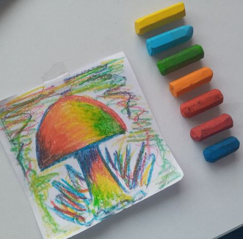 Rainbow Crayon Art, Gel Crayons Art Ideas, Crayon Art Aesthetic, Easy Crayon Drawing, Things To Draw With Crayons, Crayon Doodles, Rainbow Crayon, Kidcore Art, Paint Inspo