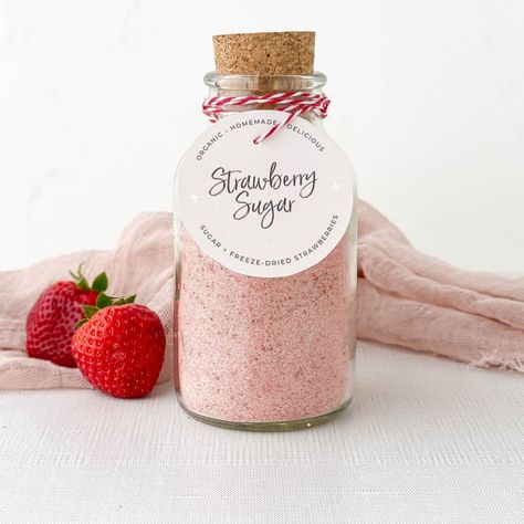 How To Make Strawberry Extract, Strawberry Extract Recipe, Diy Birthday Favors, Strawberries And Flowers, Chocolate Extract, Strawberry Flowers, Strawberry Extract, Strawberry Sugar, 1st Birthday Favors