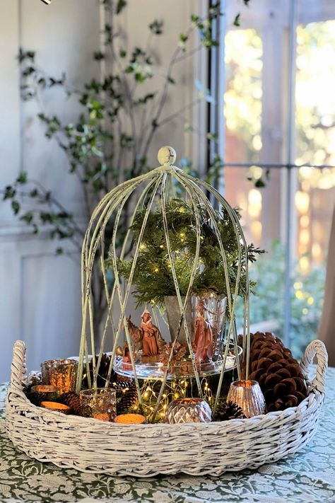 How to create a nativity scene centerpiece Tureen Centerpiece, Christmas Table Scapes, Centerpiece For Christmas, Christmas Exterior, Fontanini Nativity, Advent Decorations, Christmas Tree Forest, Diy Nativity, Diy Vintage Decor