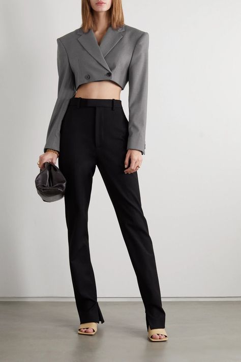 Cropped Blazer Outfit Classy, Blazer Outfits Street Style, Crop Blazer Outfit, Cropped Blazer Outfit, Outfit Classy, Look Formal, Blazer Outfit, Special Clothes, Crop Blazer