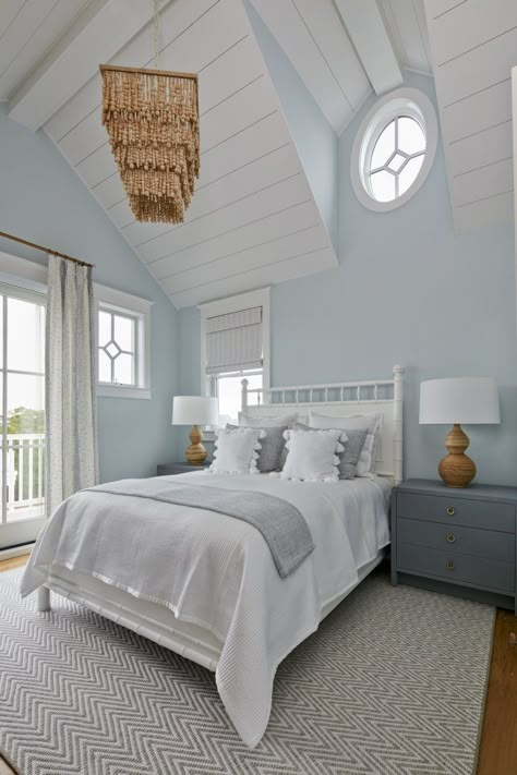 10 Coastal Paint Colors For Your Bedroom - Marnie Custom Homes Ocean Inspired Bedroom, Light Blue Bedroom, Best Bedroom Paint Colors, Coastal Paint Colors, Coastal Paint, Light Blue Paints, Bedroom Color Combination, Beach House Bedroom, Light Blue Walls