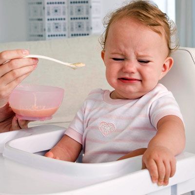 Baby Feeding Problems and How to Fix Them Baby Food Allergies, Lactose Intolerant Symptoms, Starting Solids Baby, Organic Baby Formula, Pregnancy Problems, Baby Ready, Lactose Intolerant, Baby Hacks, Food Allergies