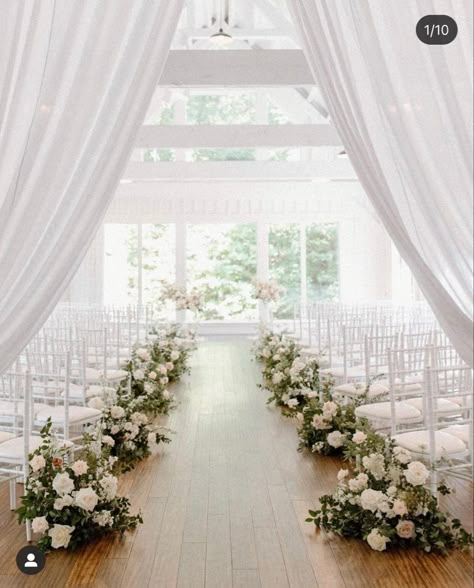 Aile Wedding Decor, Wedding Alter Flowers Indoor, Wedding Aisle Pillars, Flowers Down The Aisle Wedding, Aisle Flowers Wedding Walkways, Wedding Floral Arrangements Ceremony, Church Altar Decorations Wedding, Church Aisle Flowers, Church Aisle Decorations Wedding