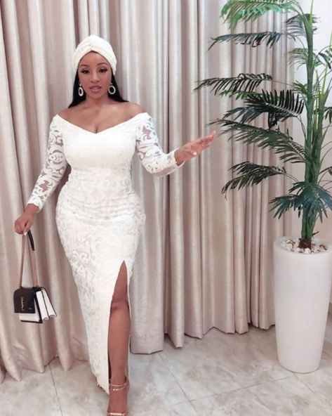 White Lace Dress Styles, White Lace Dress Styles Nigerian, Lace Dress Styles Ghana, Nigerian Lace Dress, White Lace Dress Short, Aso Ebi Lace Styles, White Lace Gown, Latest Aso Ebi Styles, Ankara Long Gown Styles