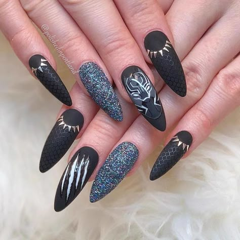 Wakanda Nail Art, Black Panther Nail Art, Black Panther Nails Designs, Superhero Nail Art, Marvel Acrylic Nails, Black Panther Nails, Avenger Nails, Marvel Nails Designs, Marvel Nail Art