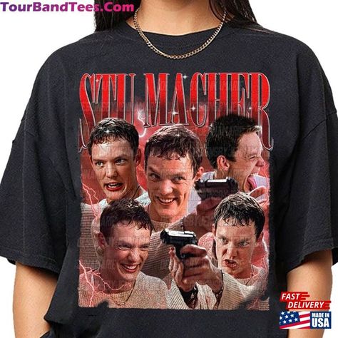 Stu Macher Scream, Scream Shirt, Stu Macher, Matthew Lillard, Create T Shirt Design, Movie Horror, Scary Movie, Movie Shirts, Create T Shirt