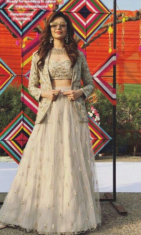 Latest Traditional Dresses, Karishma Tanna, Wedding Dress Sewing Patterns, Trendy Outfits Indian, Long Gown Design, Lehenga Designs Simple, Indian Bride Outfits, Fancy Sarees Party Wear, Traditional Indian Dress