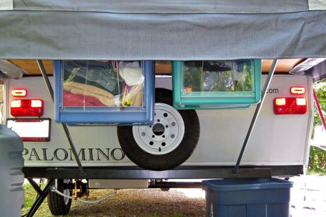 New Pop Up Campers, Tent Camping Beds, Pop Up Campers, Pop Up Camper Trailer, Popup Camper Remodel, Pop Up Tent Trailer, Rv Mods, Bed Hanging, Pop Up Trailer