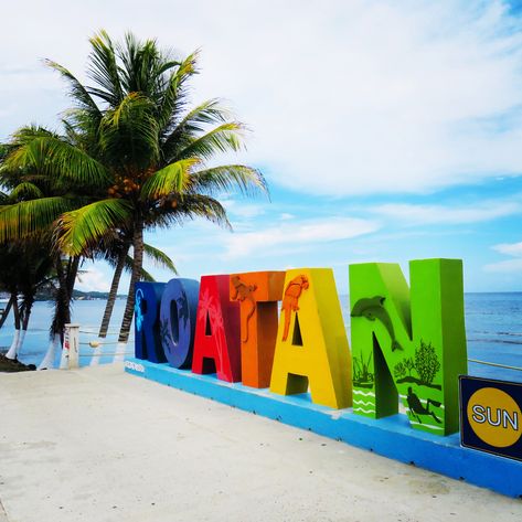 Things To Do In Roatan Honduras, Roatan Honduras Cruise Port, Honduras Vacation, Pretty Countries, Honduras Roatan, Copan Honduras, Western Caribbean Cruise, Traveling Ideas, Roatan Honduras