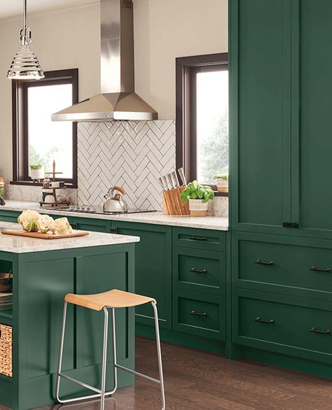 Dard Hunter Green, Bright Green Paint Colors, Hunter Green Paint, Bright Green Paint, Emerald Green Paint, Coordinating Paint Colors, Sherwin Williams Green, Orange Paint Colors, Rv Interior Design