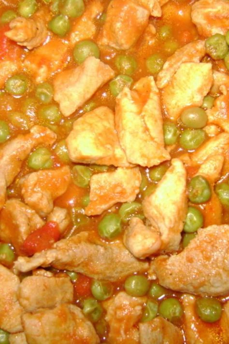 *PORK GUISANTES*...(PEAS) A LOCAL FAVORITE! Pork And Peas Hawaiian, Pork And Peas Recipe Filipino, Pork Guisantes Recipe, Pork And Peas, How To Cook Peas, Sauteed Onions, Rice And Peas, Filipino Dishes, Slow Cooker Pork