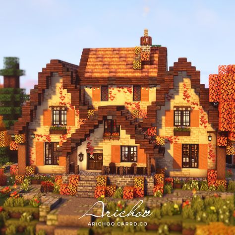 The world download of this cottage is now available on my Patreon with interior! If you are interested in this building and in supporting me click on the picture. Love you all! 🥰❤️  #cottagecoreminecraft #cottagecore #cottage #minecraftcottage #minecraftaesthetic #aesthetic #aestheticminecraft #minecraft #autumn #minecraftautumn #fall #minecraftfall Minecraft House Interior Cottagecore, Cute Fall Minecraft Houses, Minecraft Houses Ideas Cottage, Minecraft Blocks That Go Together, Mc Aesthetic House, Autumn Minecraft House, Fall Minecraft House, Minecraft Thanksgiving Builds, Terracotta Minecraft House