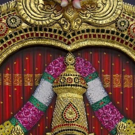 Sankalp Arts & Crafts on Instagram: "🌟 Experience the divine presence with our 3D embossed Balaji Tanjore Painting! 🎨🙏 Immerse yourself in the intricate craftsmanship and vibrant colors of this sacred art form from South India. ✨🌺 Let the aura of Lord Balaji fill your space with blessings and positivity. 🌟✨ Elevate your decor and embrace the divine with our exquisite Balaji Tanjore Painting today! 🌸🙏 #tanjorepainting #tanjore #tanjoreart #tanjorepaintings #trending #instagood #instart #cr Lord Balaji Tanjore Painting, Lord Balaji Painting, Balaji Tanjore Painting, Lord Balaji, Tanjore Painting, Krishna Painting, South India, Sacred Art, The Divine