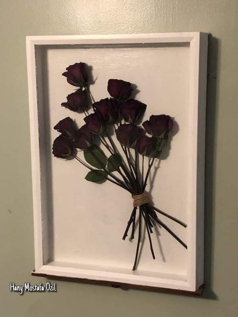 Shadow Box Roses Dried Flowers, Frames With Dried Flowers, Roses In Shadow Box Diy, Things To Do With Dried Roses, Dried Rose Decoration, Save Roses Dried Flowers, Shadow Box Roses, Ideas For Dried Roses, Dried Roses Shadow Box Ideas