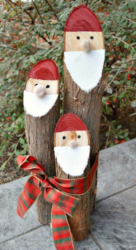 Christmas Crafts Diy Decoration, Christmas Log, Christmas Yard Decorations, Porch Christmas, Easter Wishes, Christmas Wood Crafts, Christmas Yard, Easter Greetings, Crafts Christmas