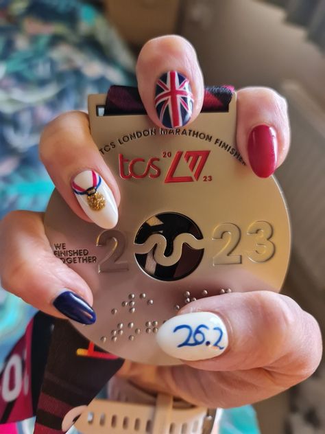 London Marathon Nails, Chicago Marathon Nails, Marathon Nails, 23 Nails, Nail Vibes, Track Star, Chicago Marathon, Witchy Nails, London Marathon