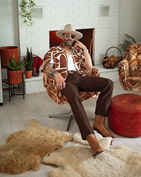 Eric Wertz (@bluecollarprep) • Instagram photos and videos Cool Country Outfits Men, Western Chic Mens Outfit, Western Outfits Man, Cowboy Fashion For Men, Modern Cowboy Style Men, Western Men Outfits, Western Outfit Men, Western Outfits Mens, Western Style Men