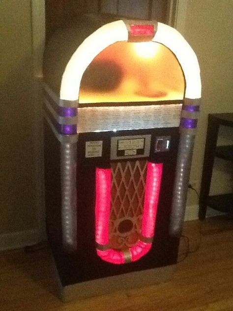 Diy Jukebox Projects, 1950s Party Ideas, School Props, Soda Jerk, Fifties Party, 50s Sock Hop, Grease Party, 50s Theme, 50s Theme Parties