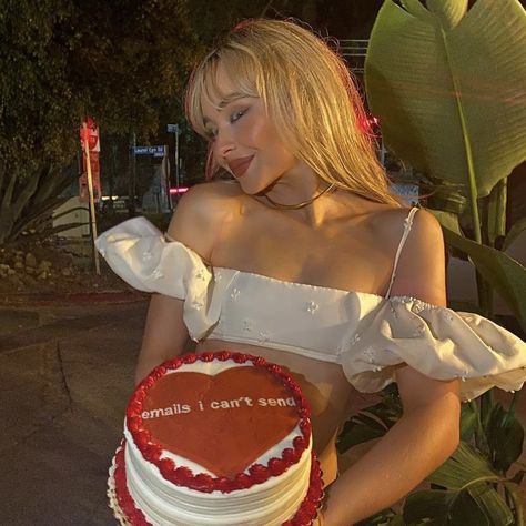 Sabrina Carpenter Cake, Sabrina Carpenter Instagram, Sabrina Icons, Emails I Cant Send, Emails I Can't Send, Sabrina Carpenter Album, 12th Birthday Cake, 14th Birthday Cakes, Jhope Jimin Taehyung Jungkook