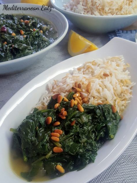 Lebanese Spinach Stew, Spinach Stew, African Foods, Syrian Food, Indian Curry, African Food, Curries, Baby Spinach, Fresh Cilantro