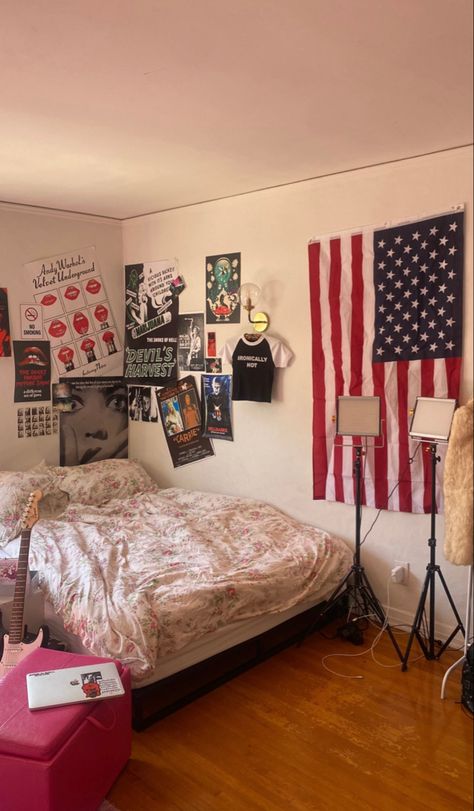 Americana Room, Americana Bedroom, Pretty Bedroom, Pretty Room, Dreamy Room, Vintage Americana, Dream Room Inspiration, Room Makeover Inspiration, Room Inspiration Bedroom