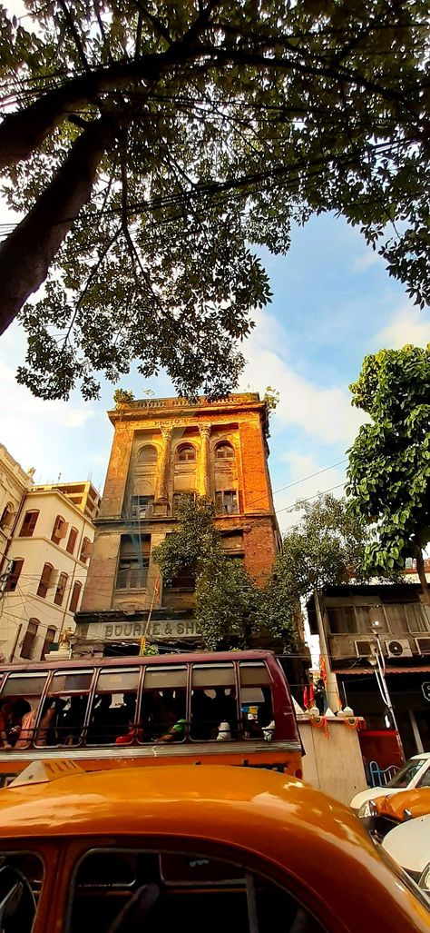 Kolkata City, Kolkata Aesthetic, Indian Street Aesthetic, Kolkata Aesthetic Photography, Kolkata Street, North Kolkata Aesthetic Photography, Park Street Kolkata, College Street Kolkata Photography, New Market Kolkata