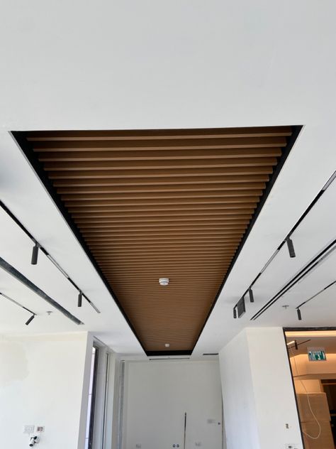 Drop Ceiling Ideas, Modern Wooden Ceiling, Drop Ceilings, Wood Slat Ceiling, Floating Ceiling, Baffle Ceiling, Beam Ceilings, Wooden Ceiling Design, Wooden Beams Ceiling