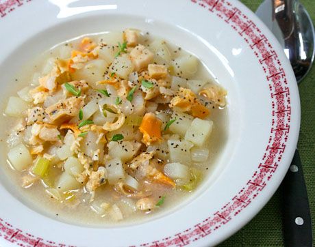 Clear Clam Chowder Recipe, Rhode Island Clam Chowder, Seafood Chowder Recipe, Rhode Island Food, Clam Chowder Recipe, Chowder Recipes Seafood, Seafood Chowder, Chowder Recipe, Clam Recipes