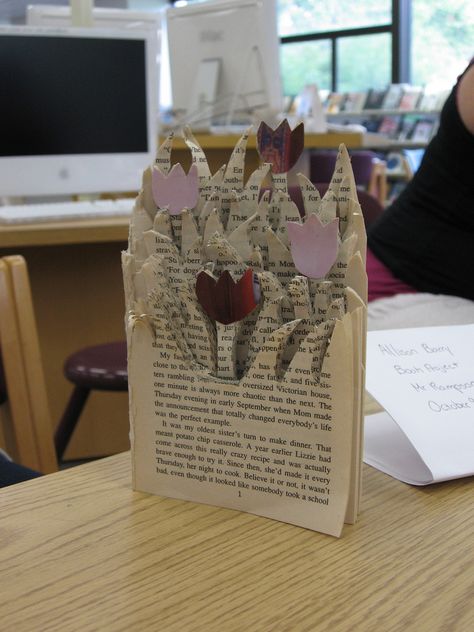 Book Sculpture Repurposed Books, Collection Board, Altered Book Art, Bookmaking, Folded Book Art, Book Sculpture, Book Folding, Recycled Art, Sarasota Fl