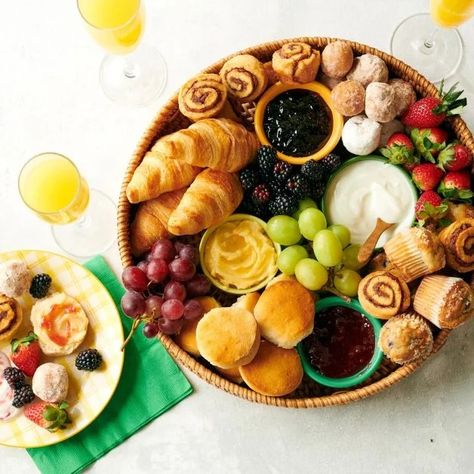 Continental Breakfast Board | Savory Breakfast Feast, Mini Cinnamon Rolls, Grape Jam, Breakfast Board, Best Chili Recipe, Pan Chicken Fajitas, Oat Smoothie, Stop And Shop, Feed A Crowd