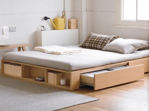 muji compact bed with storage Muji Bed, Ideas Dormitorio, Minimalist Bedroom Design, Bed With Drawers, Minimalist Furniture, Design Del Prodotto, Multifunctional Furniture, Wooden Bed, Minimalist Interior