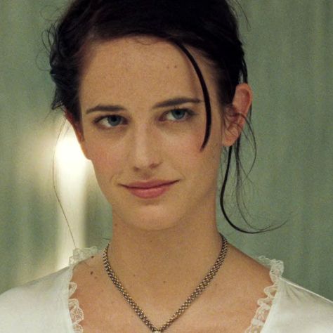 Vesper Lynd (Eva Green) | James Bond Wiki | Fandom Eva Green James Bond, Eva Green Casino Royale, Vesper Lynd, Jenifer Aniston, Bond Girls, Eva Green, Casino Royale, French Actress, Ex Machina