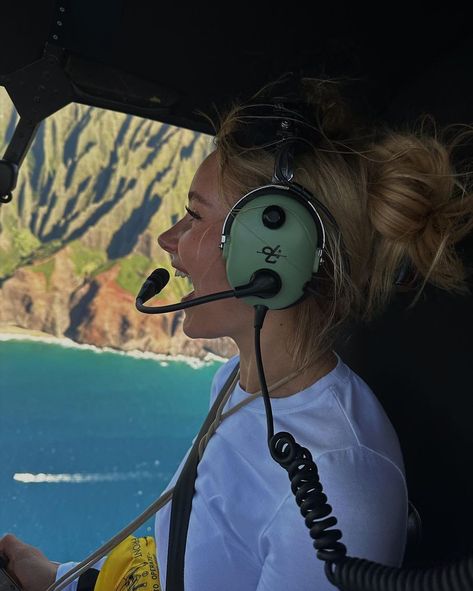 Lili Hamann, Pilot Aesthetic, Pilot Career, Aviation Education, Private Pilot License, Student Pilot, Pilots Aviation, Career Vision Board, Female Pilot