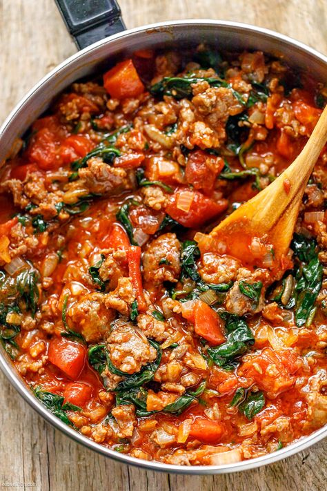 Tomato Spinach Sausage Pasta - #pasta #recipe #eatwell101 - With only 30 minutes of total work, this sausage pasta dinner recipe is simple, fast and delicious! - #recipe by #eatwell101® Spinach Sausage Pasta, Sausage Pasta Dinner, Sausage Pasta Recipe, Spinach Sausage, Sausage Spinach Pasta, Sausage Spinach, Sausage Pasta Recipes, Tomato Spinach, Quick Pasta Recipes