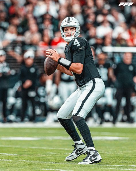 PFF Las Vegas Raiders on X: "Of all rookie quarterbacks to play this year, only C.J. Stroud has a better PFF grade than Aidan O’Connell‘s 65.6 👀 https://t.co/cIiZ79TSyC" / X Football Raiders, Raiders Cheerleaders, Raiders Team, Derek Carr, Raiders Football, Raider Nation, Las Vegas Raiders, Oakland Raiders, To Play