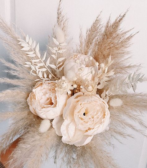 White Dried Flower Bouquet, Peony Roses, Blush Bridal Bouquet, Flower Peony, Peony Bouquet Wedding, Boho Wedding Bouquet, Boho Wedding Flowers, Boho Bouquet, Peony Wedding