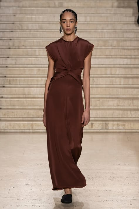 Tove Studio, Maxi Dres, Silk Midi Dress, Silk Maxi Dress, Silk Crepe, London Fashion Week, Evening Wear, Ramadan, Red Carpet