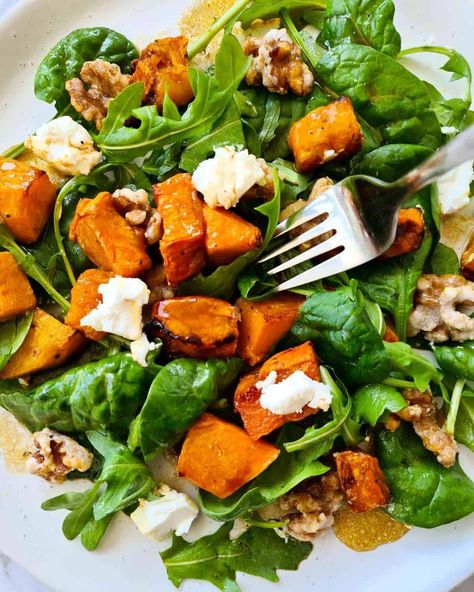 Roasted Pumpkin Salad, Roast Pumpkin Salad, Salad With Spinach, Cranberry Chicken Salad, Red Cabbage Salad, Pumpkin Salad, Roasted Walnuts, Goats Cheese, Roasted Pumpkin