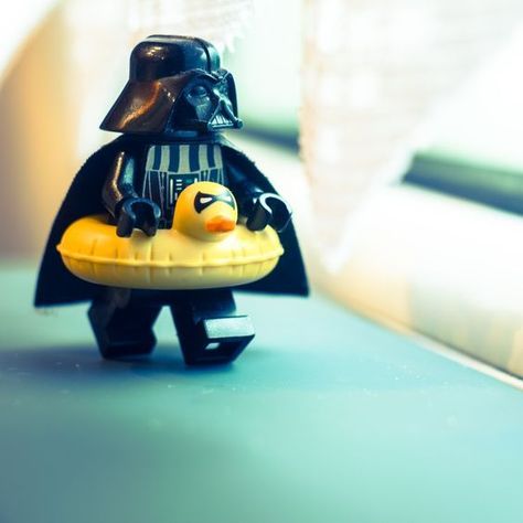 It's been a day. I need to recharge. It's time for a soak. It's pool time! {Lego Darth Vader} Lego Poster, Lego Stormtrooper, Dark Vador, Lego Photo, Star Wars Love, Lego Pictures, Lego Photography, Lego Worlds, Balloon Sleeve Top